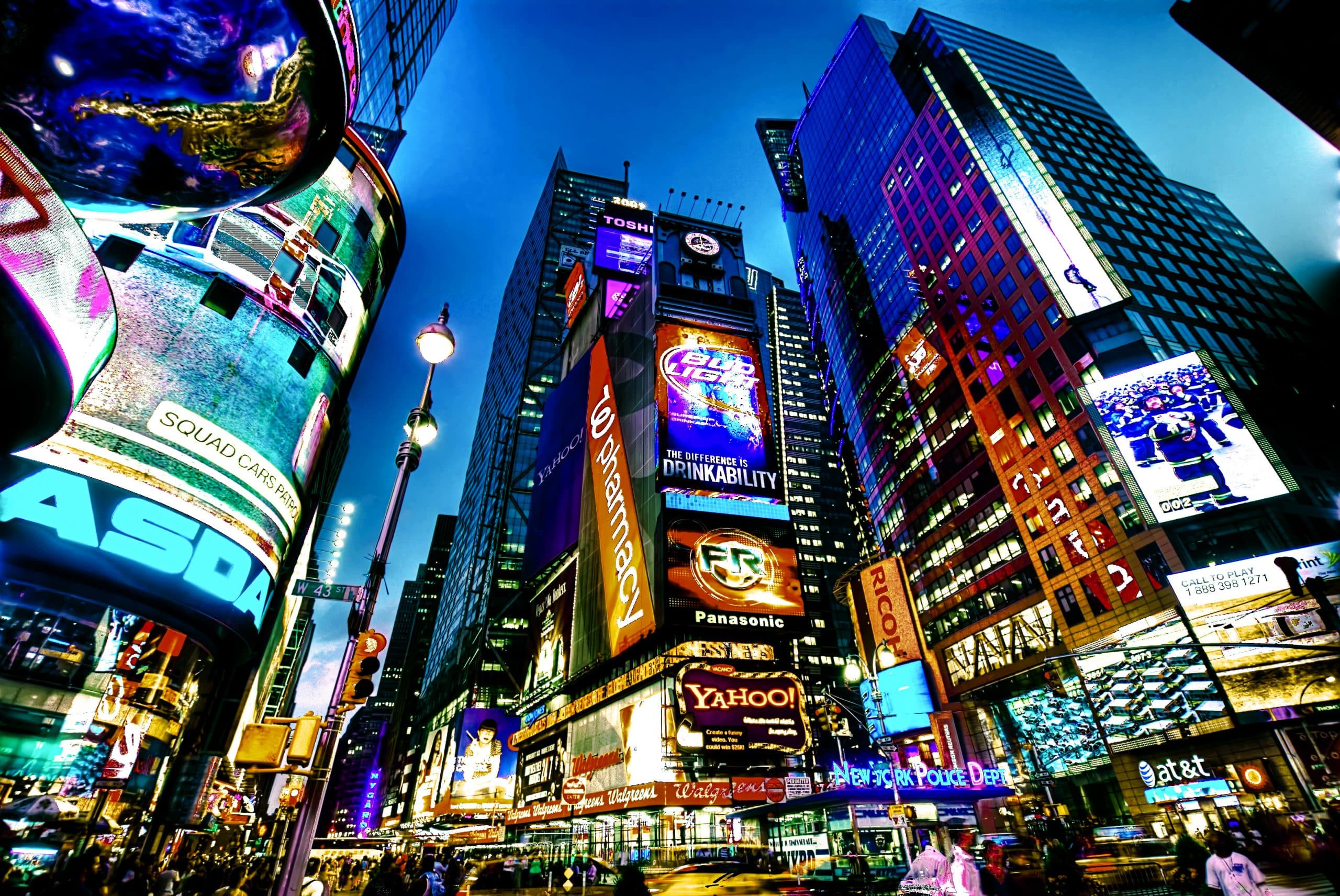 Times_Square,_New_York_City_(HDR)-compressor